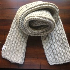 Gap Knit Scarf